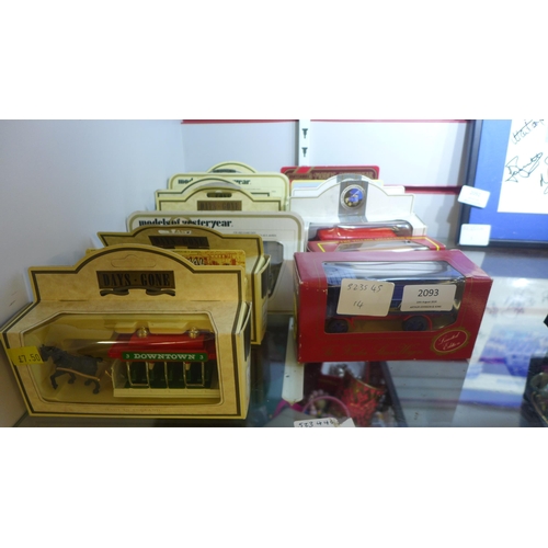 2093 - 15 boxed model cars including Days Gon, Promotional model by LLedo and others