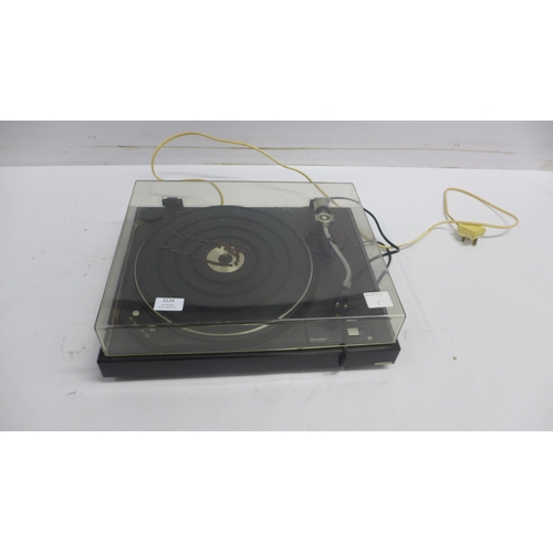 2124 - A Sharp RP-1122 stereo turntable