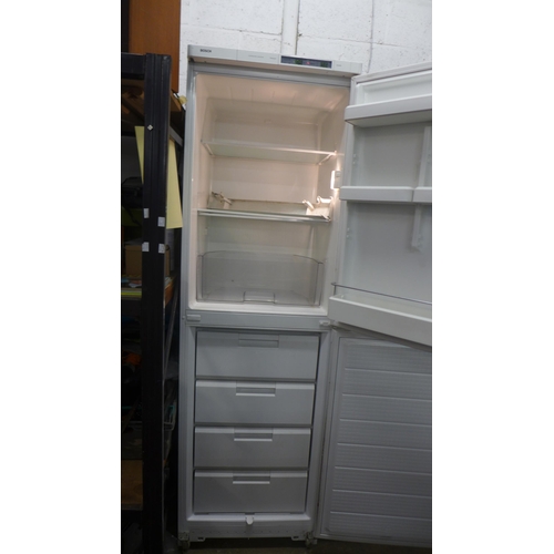 2145 - A Bosch FD7707 50/50 tower fridge freezer