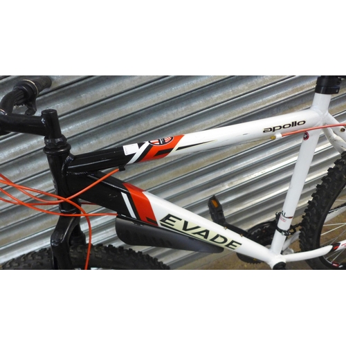 2162 - An Apollo Evade aluminium twin disk hard tail mountain bike   * Police repossession