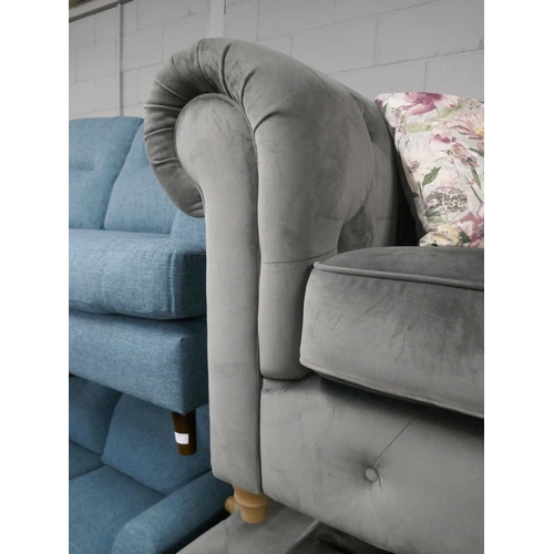 1404 - A charcoal velvet Chesterfield two seater sofa and loveseat, ex display RRP £1838