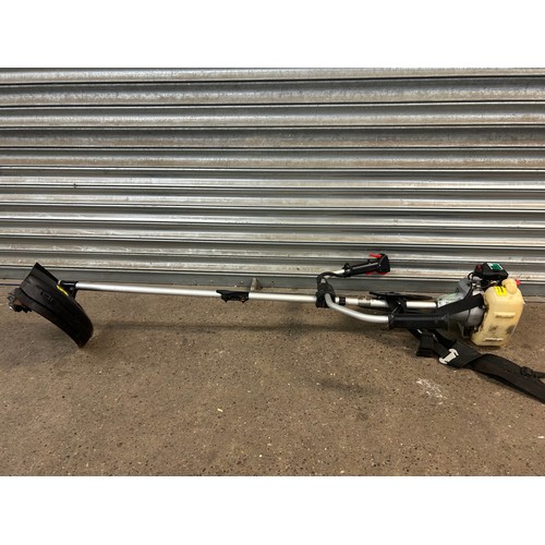 2146 - Two petrol strimmers - a Makita RST210 and a Spear and Jackson SBC33N1  * Police repossession