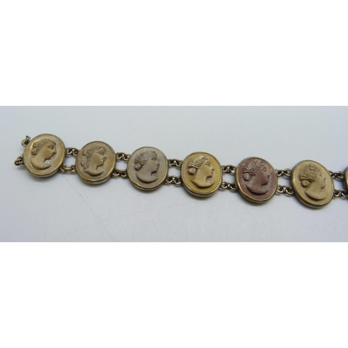 1019 - A Lava cameo bracelet