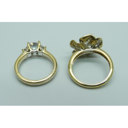 1032 - Two silver gilt rings set with diamond simulants, P and Q