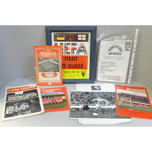 674 - Football programmes, two autographed, 1972 Sheffield Utd V Man City, 1976 Arsenal V Liverpool, other... 