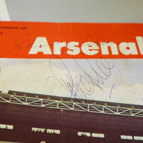 674 - Football programmes, two autographed, 1972 Sheffield Utd V Man City, 1976 Arsenal V Liverpool, other... 