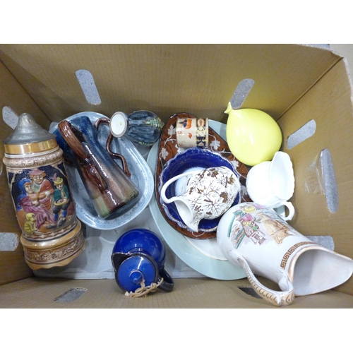 713 - A box of assorted ceramics **PLEASE NOTE THIS LOT IS NOT ELIGIBLE FOR IN-HOUSE POSTING AND PACKING**