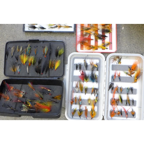 715 - A Lureflash fly tying kit and eight boxes of fishing flies in a fishing tackle bag