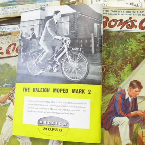 738 - Five The Raligram Raleigh Cycles journals, six The Connoisseur magazines, 1930s and seventeen The Bo... 