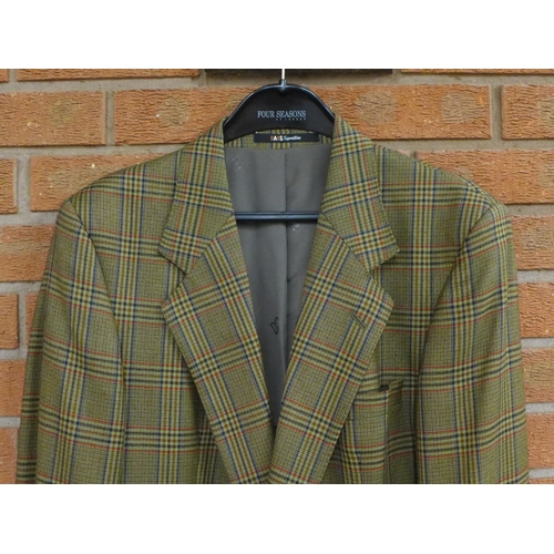 754 - A Daks gents 100% cashmere jacket, Prince of Wales check, size 42