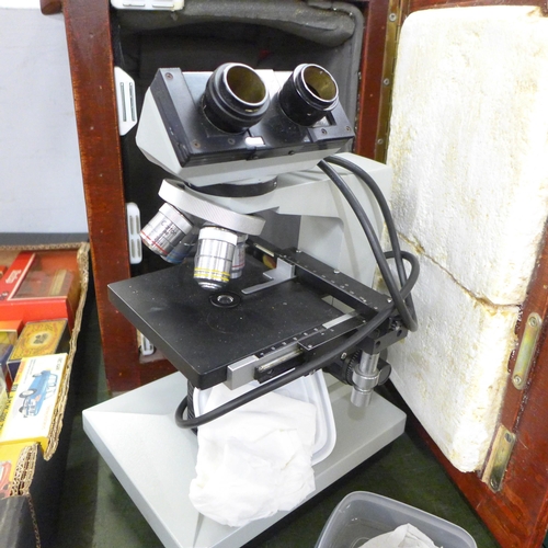 768 - A Japanese microscope, marked Carlton, cased **PLEASE NOTE THIS LOT IS NOT ELIGIBLE FOR IN-HOUSE POS... 