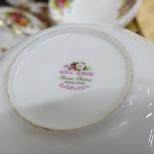 776A - A collection of Royal Albert Old Country Roses, six setting tea and dinner service, includes cake st... 