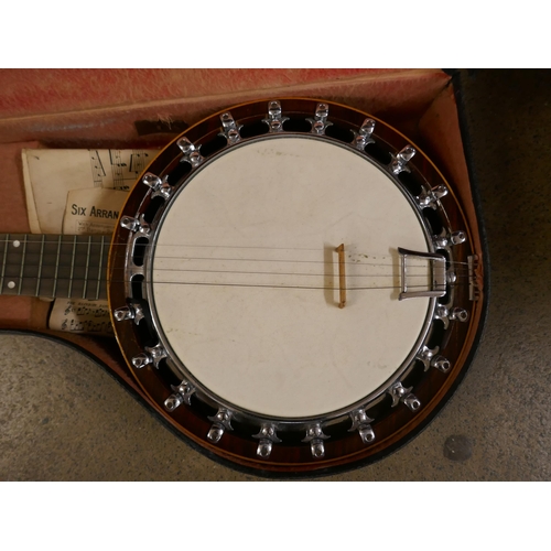 808 - A New Windsor patent zither banjo, cased