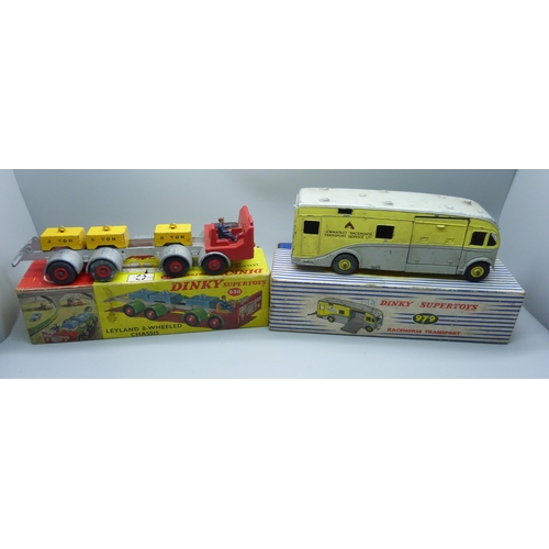 822 - Two Dinky Supertoys, 979 Racehorse Transport, one horse, and 936 Leyland 8-Wheeled Chassis, boxed