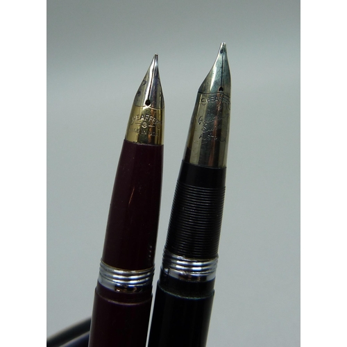 879 - Ten vintage Sheaffer fountain pens, Lifetime, Imperial and Triumph, etc., (seven with 14ct gold nibs... 