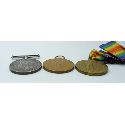 883 - Three WWI medals; a pair to 141772 Spr. W.T. Tucker, Royal Engineers, and a Victory Medal to L-42437... 