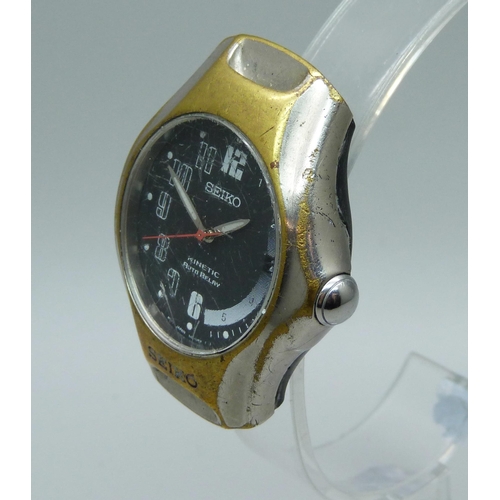 939 - A Seiko Kinetic Auto Relay wristwatch