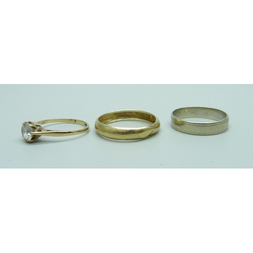 966 - Two 9ct gold rings, 2.2g, one set with cubic zirconia and one other ring with continental control ma... 