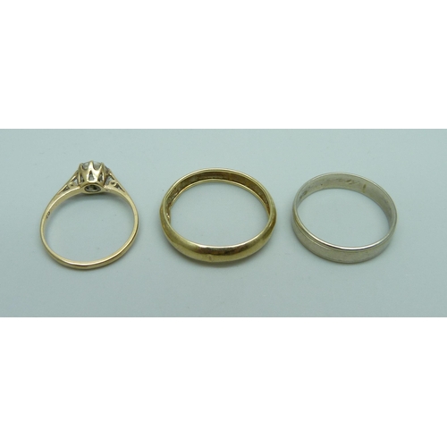 966 - Two 9ct gold rings, 2.2g, one set with cubic zirconia and one other ring with continental control ma... 