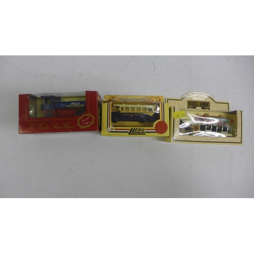 2093 - 15 boxed model cars including Days Gon, Promotional model by LLedo and others