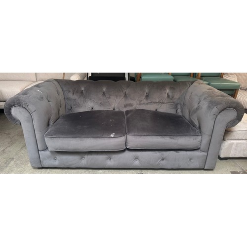 1538 - Stone leather Chesterfield two seater sofa RRP £1379 - damaged, and a grey velvet three seater Chest... 