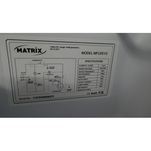 4001 - Matrix Integrated Under Counter Fridge with Ice Box - model no -MFU251 (554-141)   * This lot is sub... 