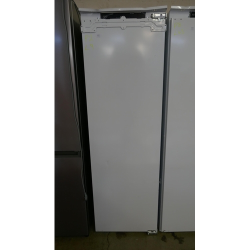 4004 - AEG Integrated Tower Freezer (Frost Free) H1769xW556xD549  - model no -ABK818E6NC (554-9)   * This l... 