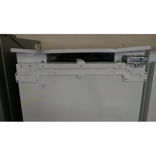 4004 - AEG Integrated Tower Freezer (Frost Free) H1769xW556xD549  - model no -ABK818E6NC (554-9)   * This l... 