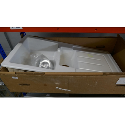 4046 - Madeira 1.5 Bowl RVS  White Ceramic Sink (554-126)   * This lot is subject to vat