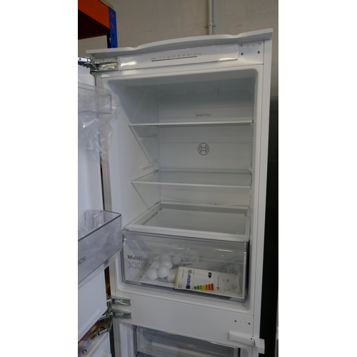 4057 - Bosch 50/50 Fridge Freezer - Frost Free H1772xW541xD548  - model no -KIN85NFF0G (554-70)   * This lo... 