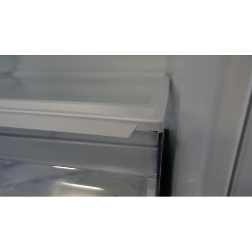 4057 - Bosch 50/50 Fridge Freezer - Frost Free H1772xW541xD548  - model no -KIN85NFF0G (554-70)   * This lo... 