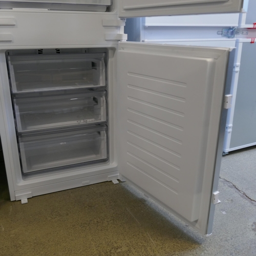 4058 - Bosch  70/30 Fridge Freezer - Frost Free H1772xW541xD548 - model no -KIN86NSE0G (554-60)   * This lo... 