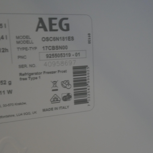 4060 - AEG  Integrated 70/30 Fridge Freezer (Frost Free) H1772xW546xD549 (554-59)   * This lot is subject t... 