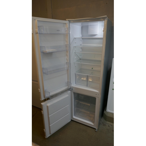 4061 - Zanussi 70/30 Fridge Freezer - Low Frost H1772xW546xD549  (554-58)   * This lot is subject to vat