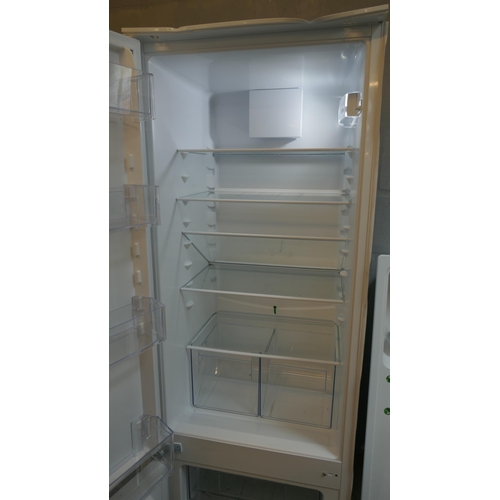 4061 - Zanussi 70/30 Fridge Freezer - Low Frost H1772xW546xD549  (554-58)   * This lot is subject to vat