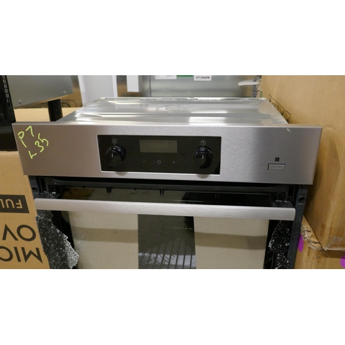 4076 - AEG Multifunction Steambake Oven - Broken Door (554-35)   * This lot is subject to vat