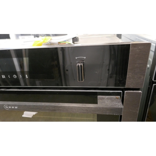 4081 - Neff  N50 Graphite Pyrolytic Single Oven With Slide & Hide (554-133)   * This lot is subject to vat