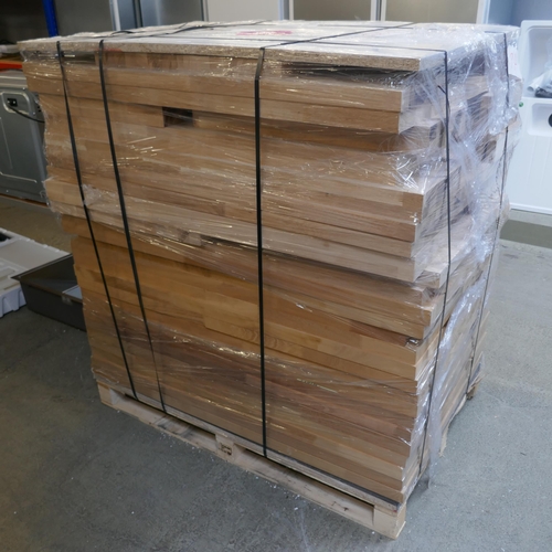 4087 - Pallet Of Solid Oak Off Cuts ( Various cuts/size)  (554-64)   * This lot is subject to vat