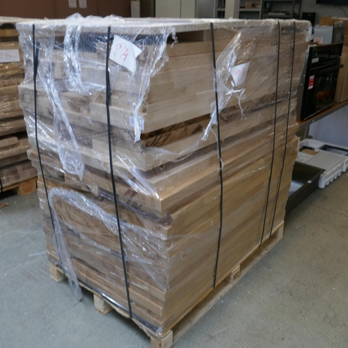 4087 - Pallet Of Solid Oak Off Cuts ( Various cuts/size)  (554-64)   * This lot is subject to vat