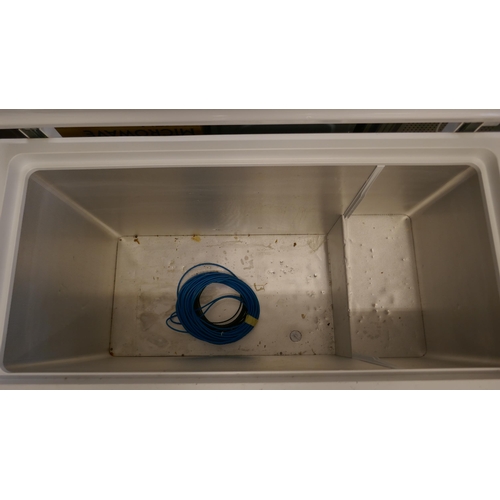 4100 - Beko 360L Chest Freezer - Model C-400- HC ( Cosmetic Damaged/ Used)  (554-13)   * This lot is subjec... 