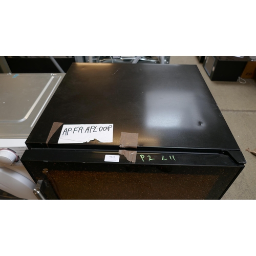 4116 - Viceroy 60cm Under Counter Wine Cooler ( Broken Glass Door) - model no -WRWC60BK (554-11)   * This l... 