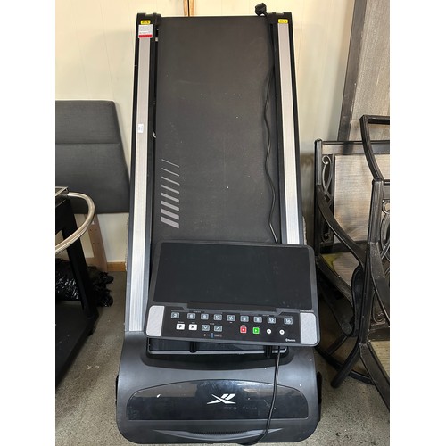 1539 - Reebok Astroride A6.0 Treadmill , Original RRP £749.99 + vat (4207-27) *This lot is subject to vat