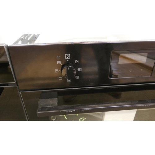 4126 - Zanussi  Single Multifunction Oven - BLACK H589xW594xD568 (554-48)   * This lot is subject to vat