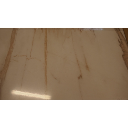 4152 - Calacatta Gold Gloss Effect Worktop ( Approx 3M) (552-168) *This lot is subject to VAT