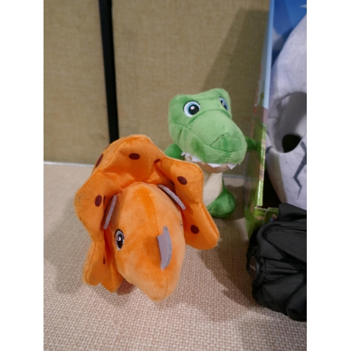 6081 - Netflix Dog Toy, Shedrain Slim Umbrella, Dino Crew Dog Toy  (329-255,265,278)   * This lot is subjec... 