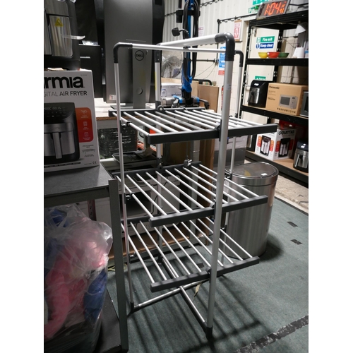 6163 - B&D Heated Tower Airer   , Original RRP £99.99 + vat (328-106)* This lot is subject to vat