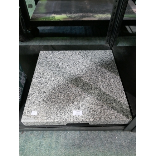 6232 - SunVilla Pembrooke Granite Umbrella Base (Missing Post)    (328-54)* This lot is subject to vat