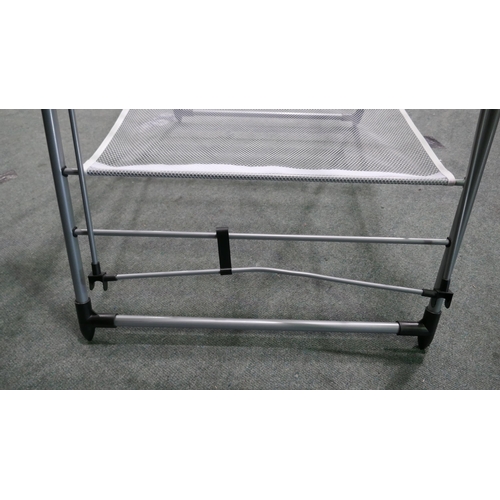 6261 - black n decker tower airer    (329-250)   * This lot is subject to vat