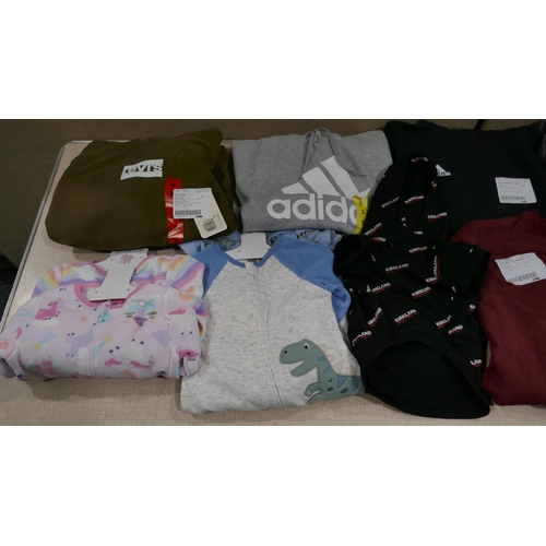 6286 - Quantity of mixed clothing inc Adidas, Puma, Champion, Etc (329-604) *This lot is subject to Vat