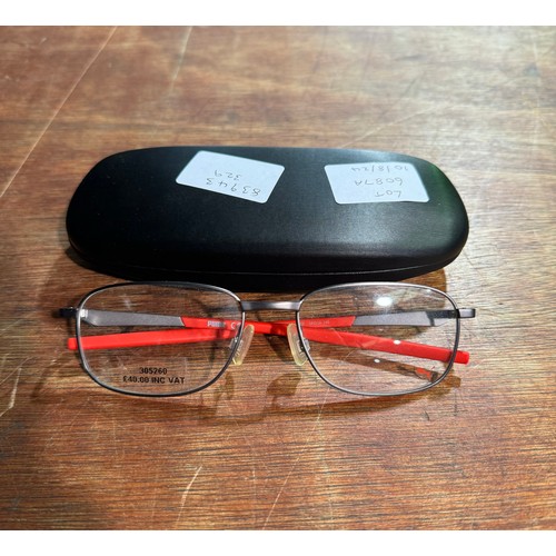 6087A - Puma Reading glasses (329-492) *This lot is subject to vat